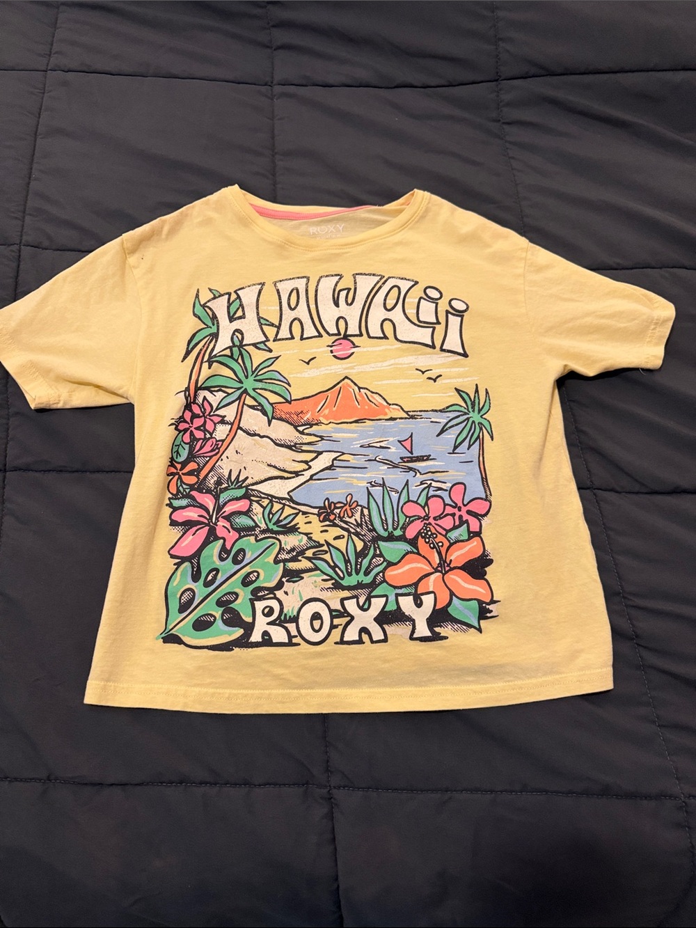 Roxy Yellow Hawaii Graphic Tee with Tropical Print